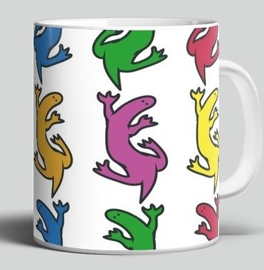 Разноцветные ящерицы на сером фоне Colorful lizards on gray background, Кружка c принтом керамическая