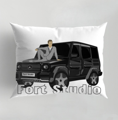 Мужчина на черном автомобиле в элегантной позе Fort Studio, Подушка декоративная 50х70 см