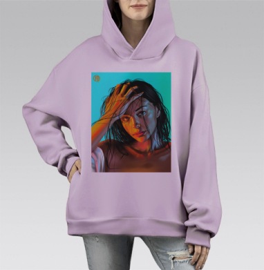 Женский портрет контраст света теплые тона ярко-голубой фоне, Hoodie Mono Fiolet, оверсайз, утепленная