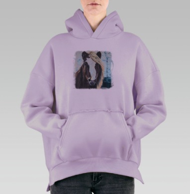 Коричневая лошадь с белой гривой зимний пейзаж, Hoodie Oversize Fiolet, утепленная