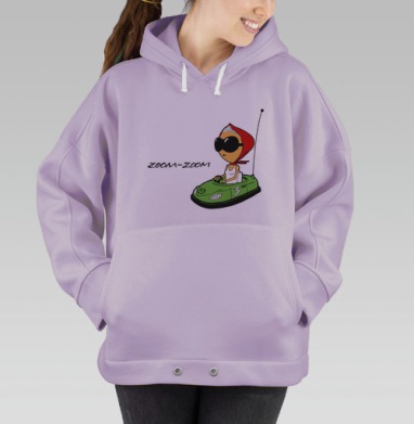 Модная девушка на миниатюрном зеленом автомобиле с драйвом ZOOM ZOOM, Hoodie Oversize Fiolet